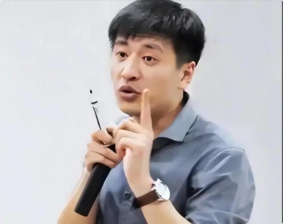 张雪峰曾一句话点醒无数人：“你若不努力学习，一旦落入社会底层，和一群没有素质的人