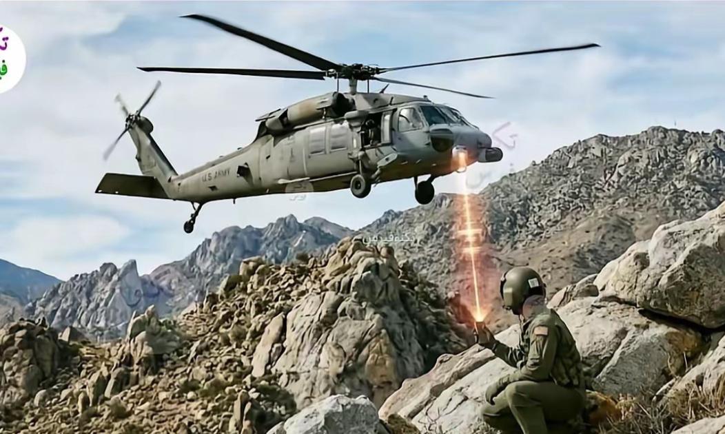 美军飞行员坠机后是怎么求救的？原来藏着这么精密的保命设计

首先，飞行员弹射落地