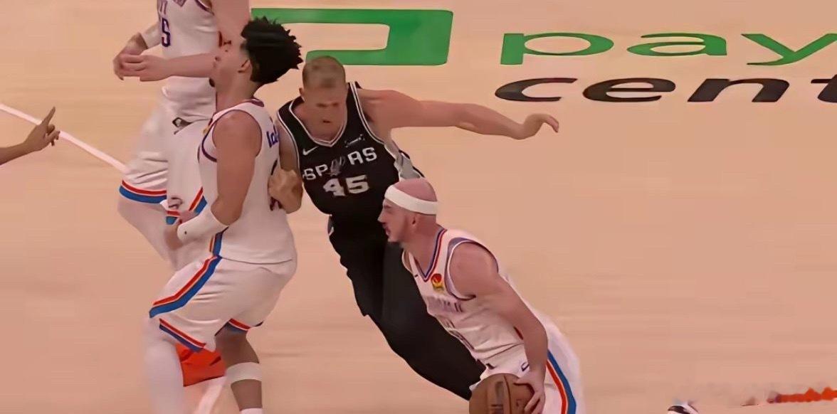 NBA官方在5月28日这天，给西部决赛第五场（天王山之战）的一个判罚定了性。马刺