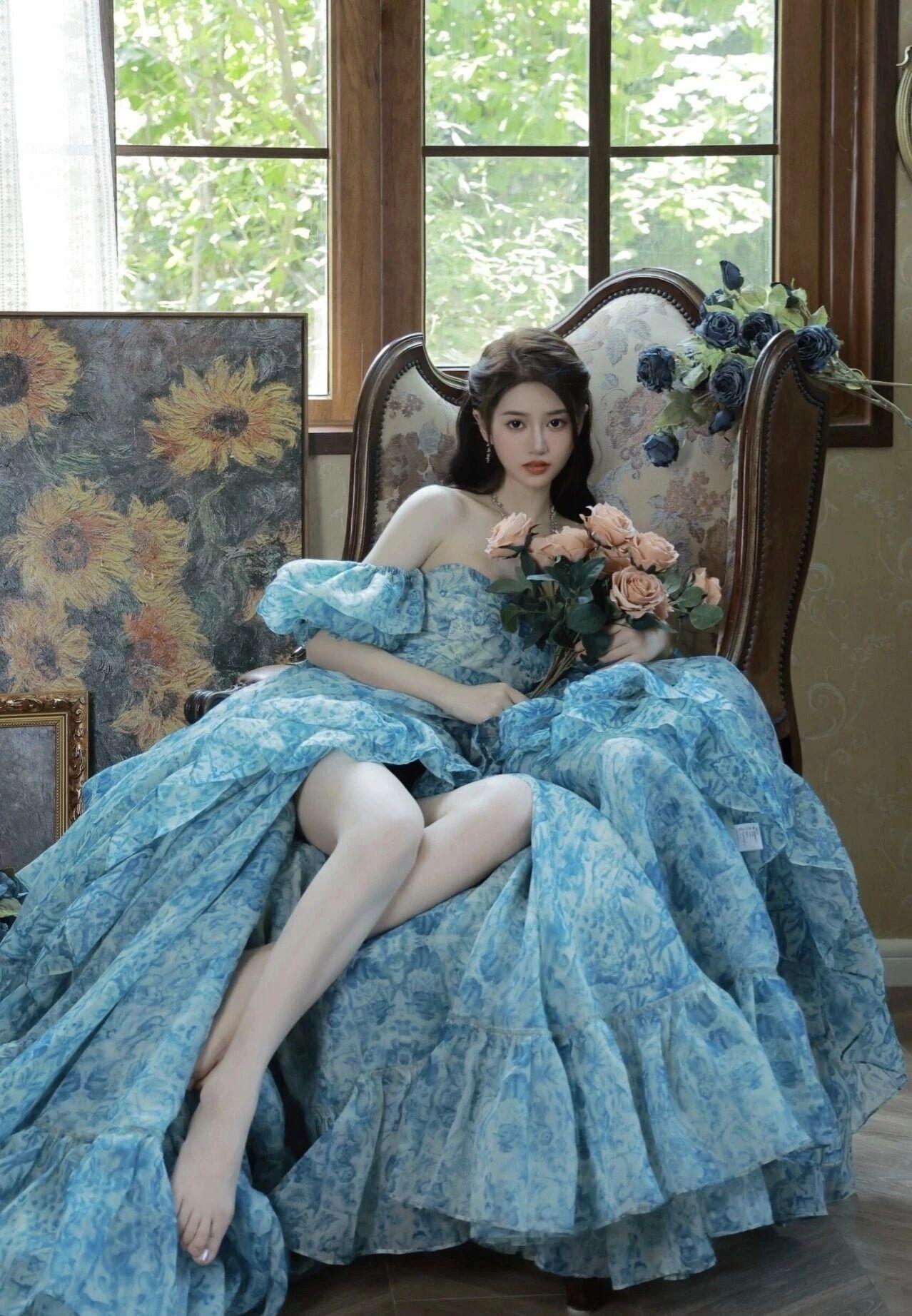 少女摄影|NO.0048期
纯欲天花板
油画里的少女
如何拍摄出美美的人像作品 