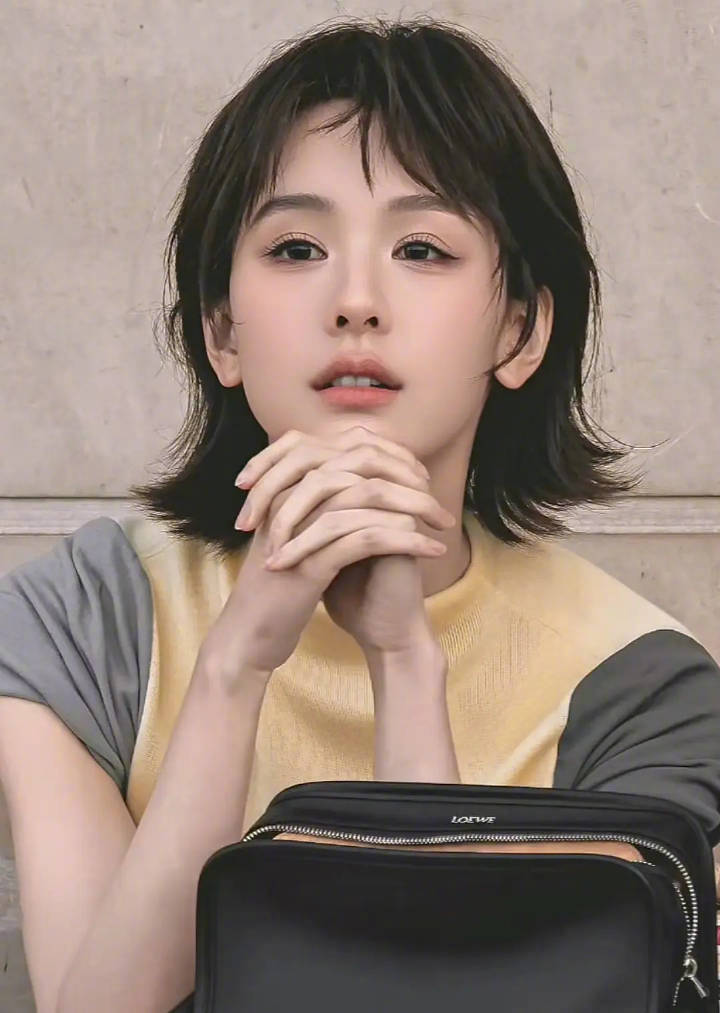 #早安咪语##王一博Giselle宋江陈都灵生图#怎么做到每一张都无可挑剔的完美