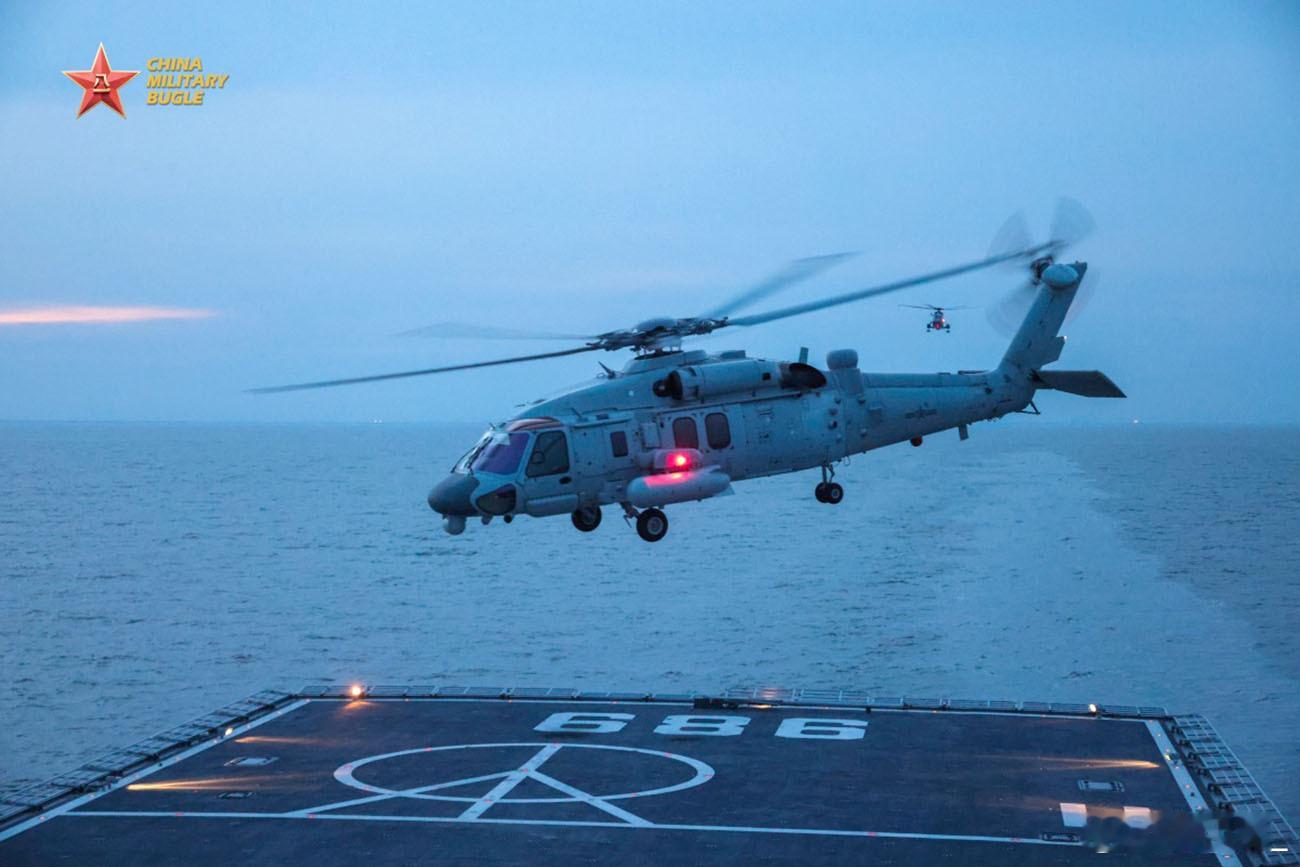 Z-20J跨昼夜练起降 