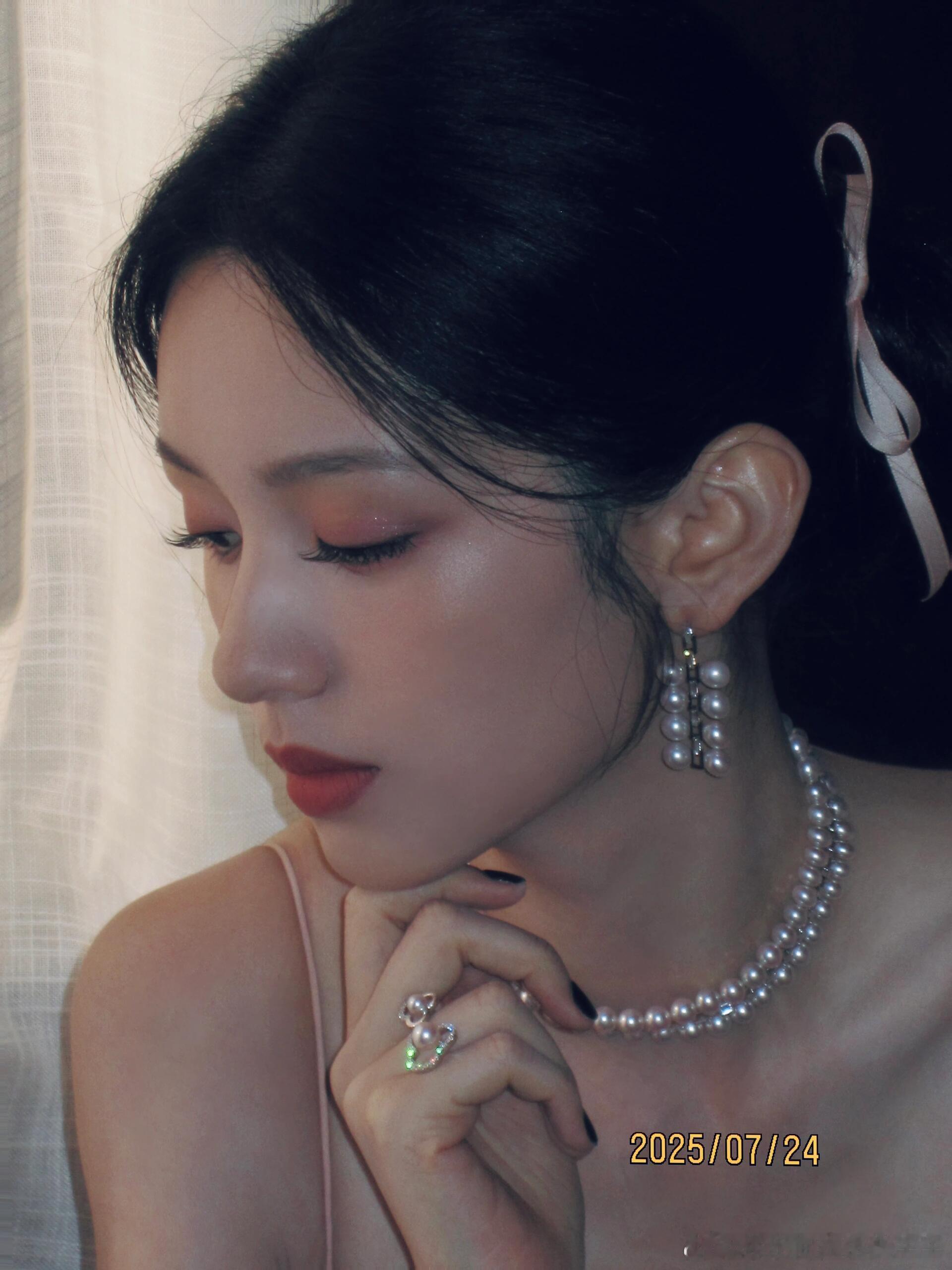 周也珠光粉韵妆[期待]好伟大的一张脸 ​​​