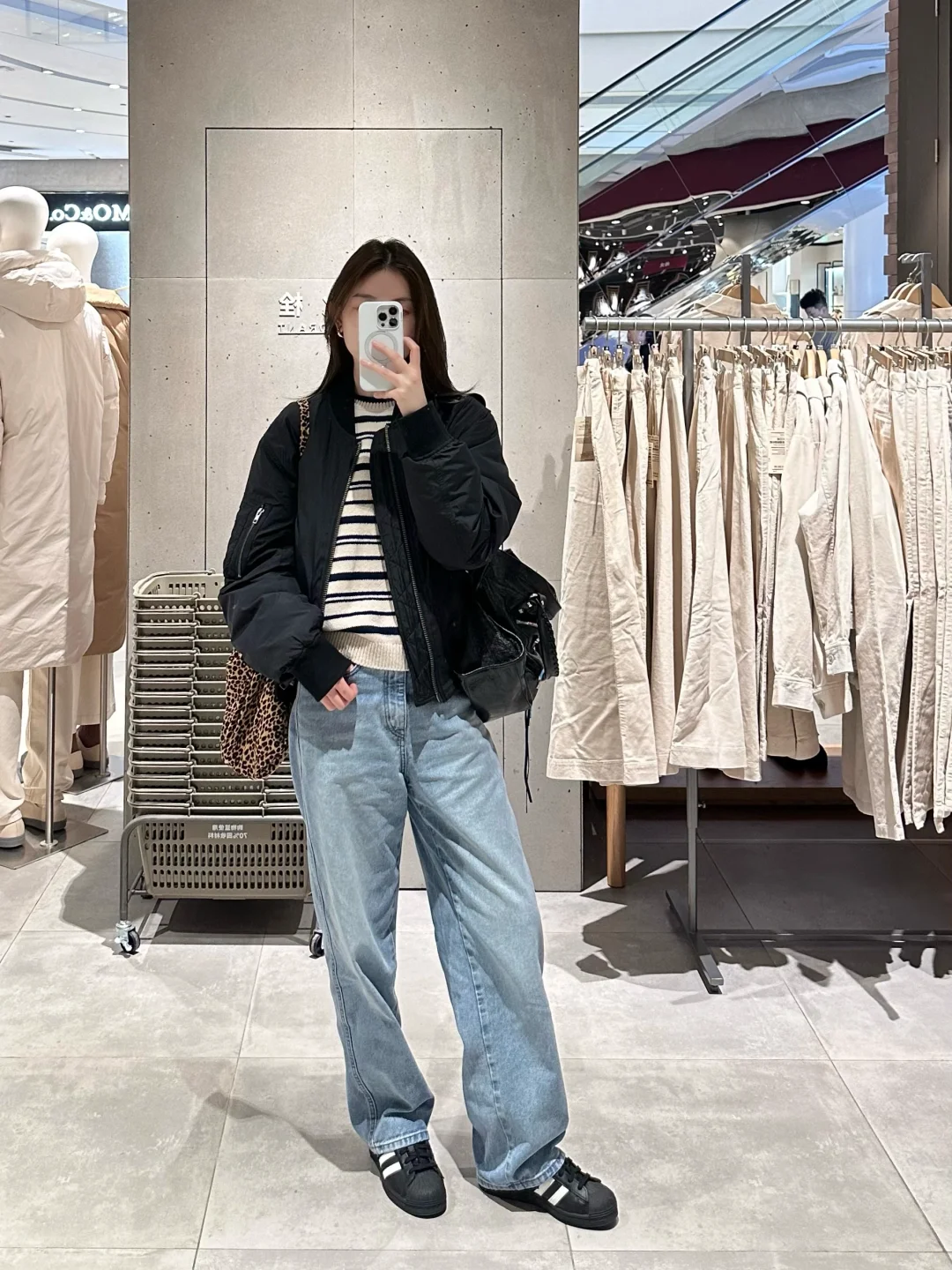 在MUJI试了试羽绒夹克🆒