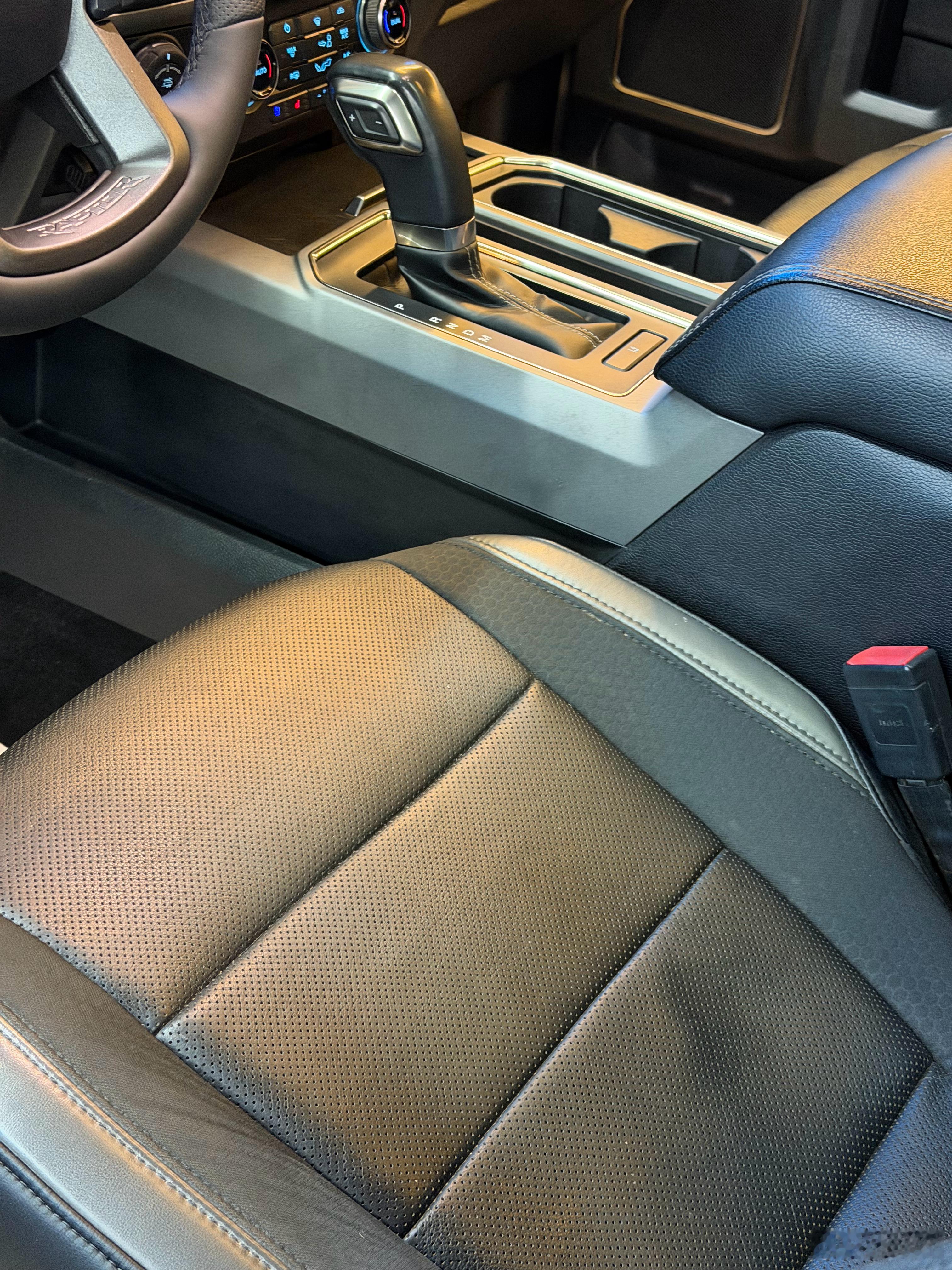 小公里 纯素 没有造过的二代猛禽 对我的吸引力是大于三代猛禽的唯一的小遗憾 这个