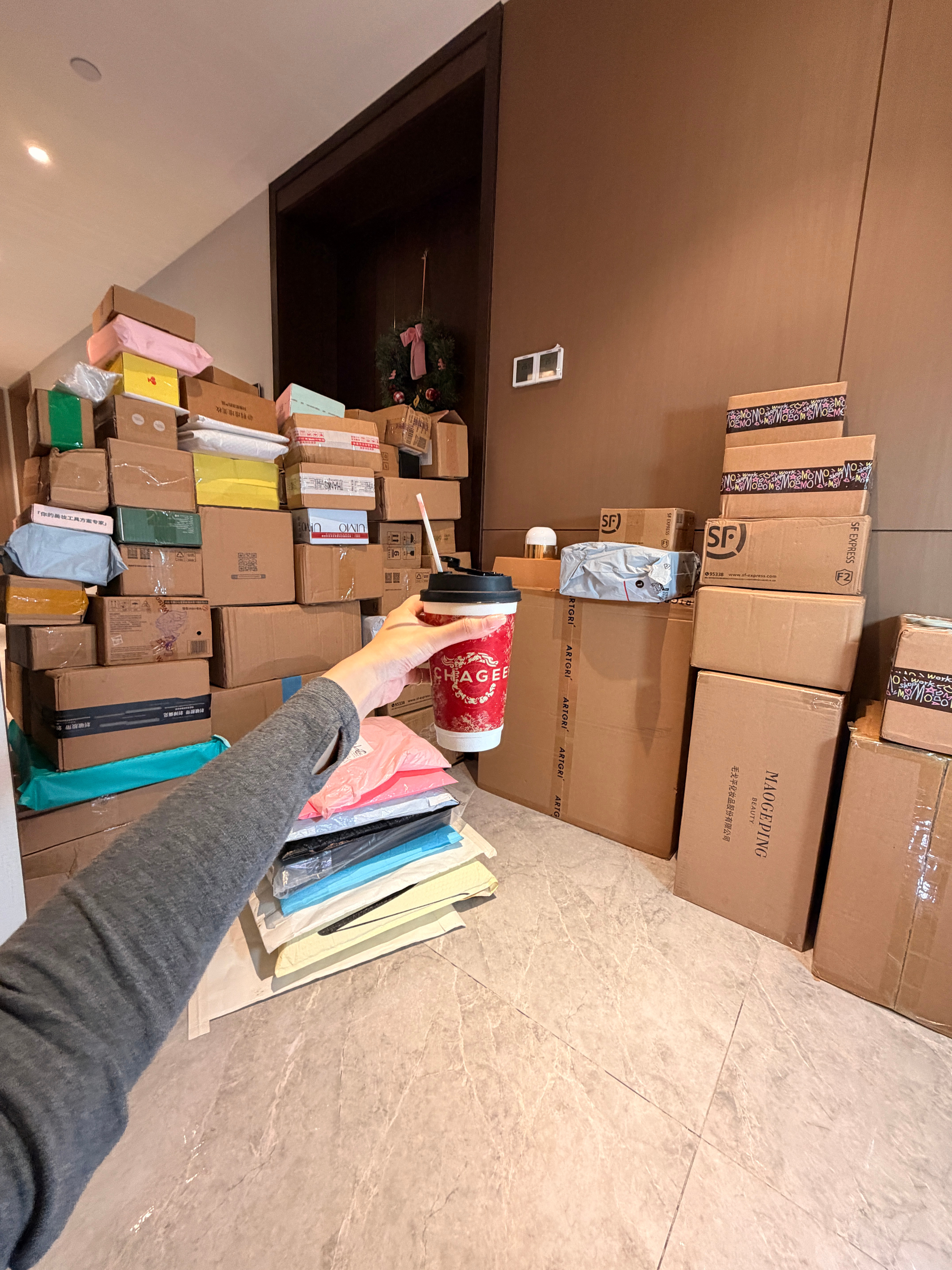 开箱的七个小时全靠🧋安慰自己～ 