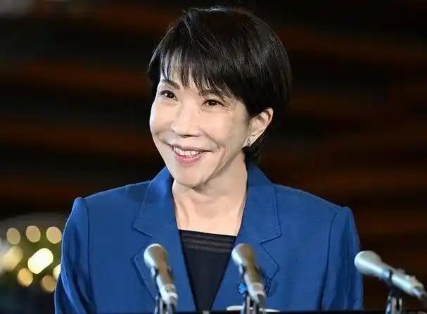 就在高市早苗准备解散众议院，提前举行大选之际，日本最大在野党立宪民主党与公明党在