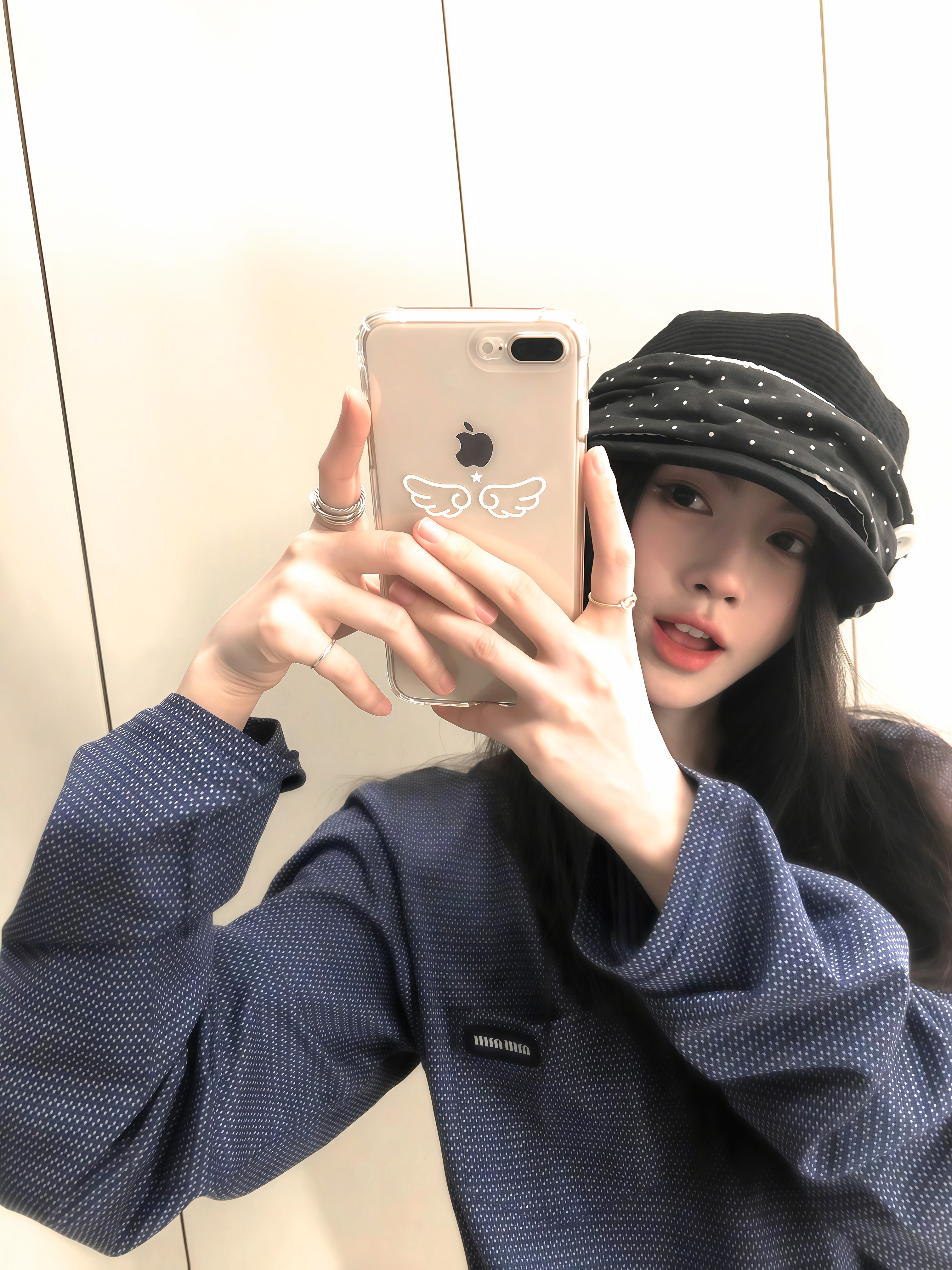 jjy鞠婧祎jjy鞠婧祎阿黛"你是我的盛夏晴空,也是我的雨后斜阳。"