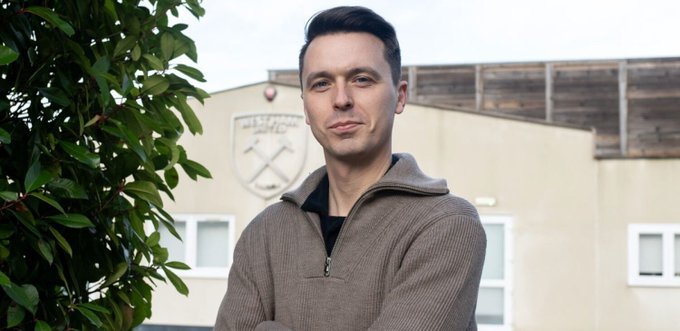 TA的DO和LW曼联聘请凯尔·麦考利担任新的高级球探主管。这位前布莱顿、切尔西和