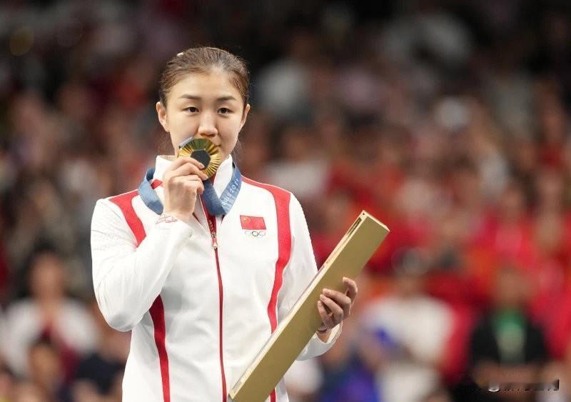 我始终看不懂的陈梦

我一直想不明白陈梦这个人。

她今年31岁了，这个年纪在乒