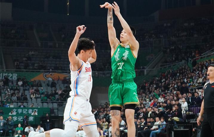 辽宁108-94四川三个关键：二老篮板，张镇麟爆发，莫兰德进化
辽宁在赵继伟受伤