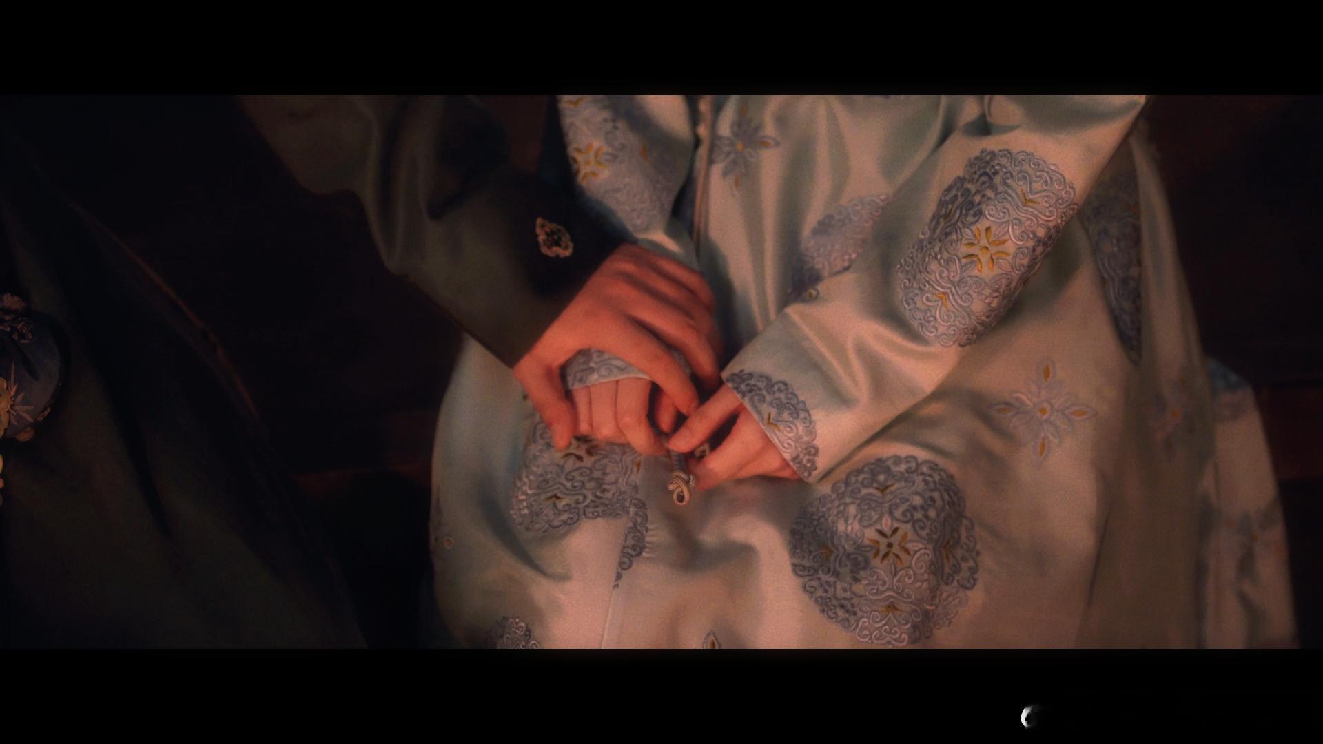 别人诗情画意你们尸情画意御赐小仵作2 当楚楚因验尸失误自我怀疑，萧瑾瑜没有指责也