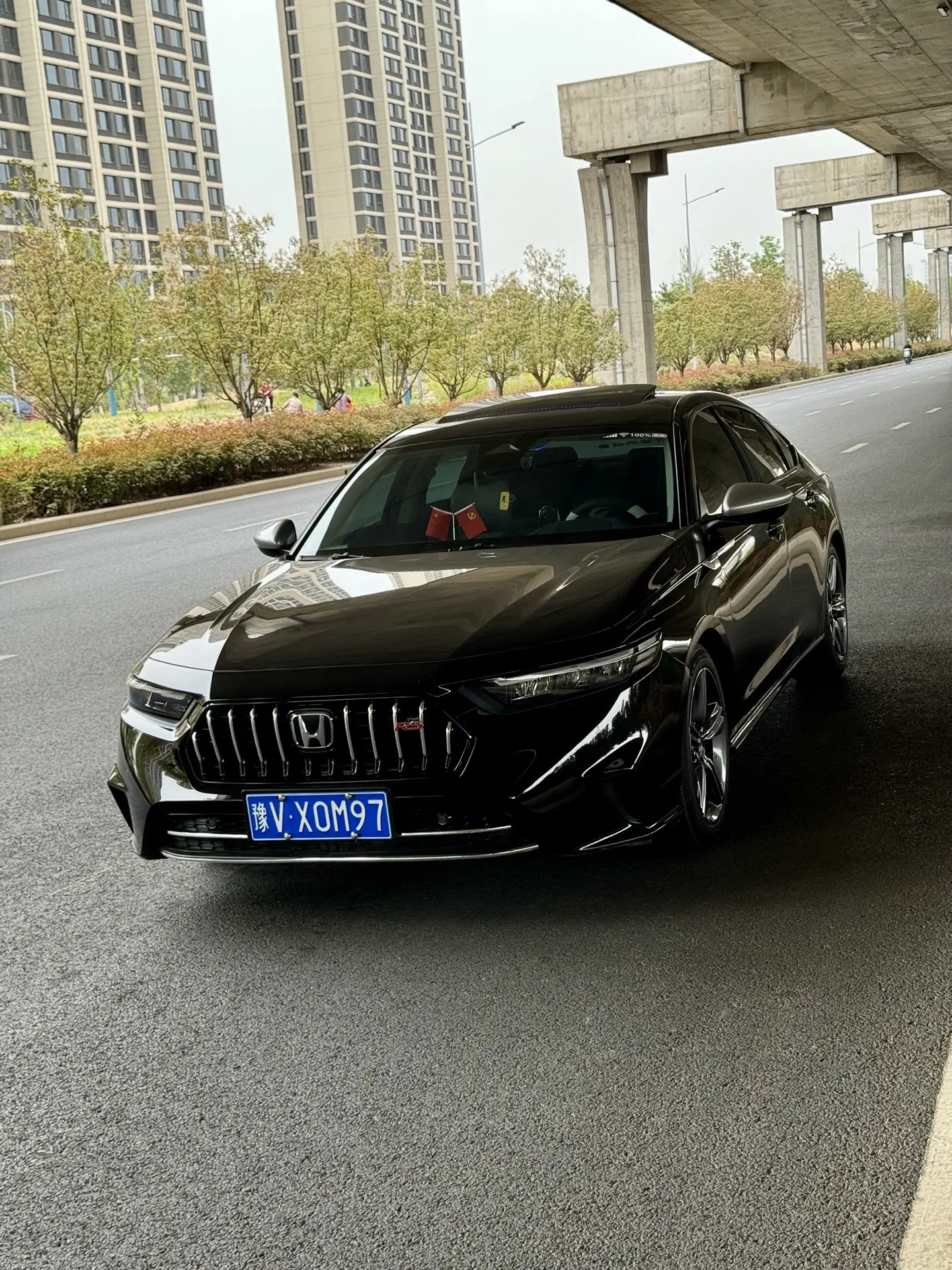 又长 又帅 又省 又大 又黑 这样的英仕派谁能拒绝的了呢？