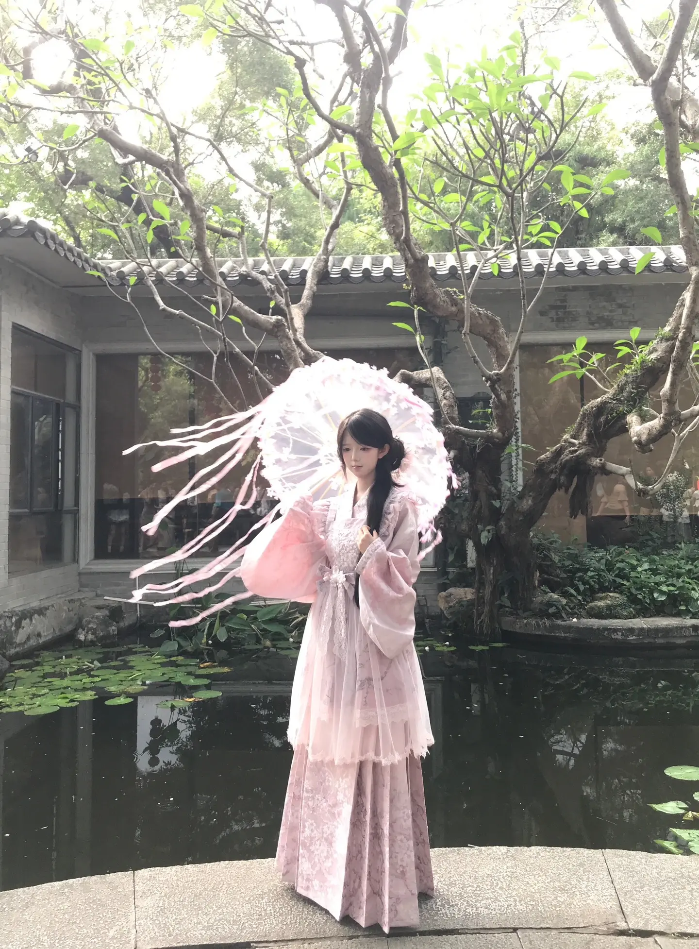 感我此言良久立。