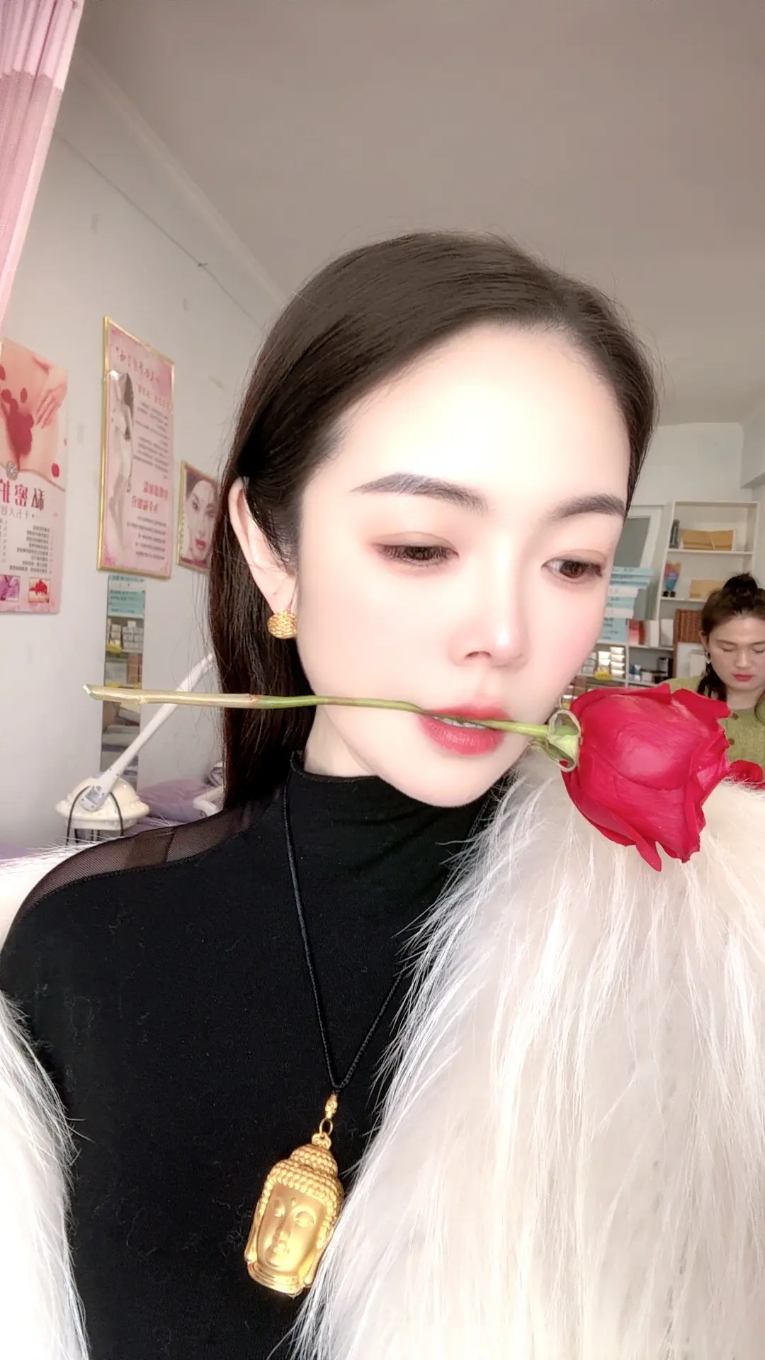 看清不如看轻，看透不如看淡！