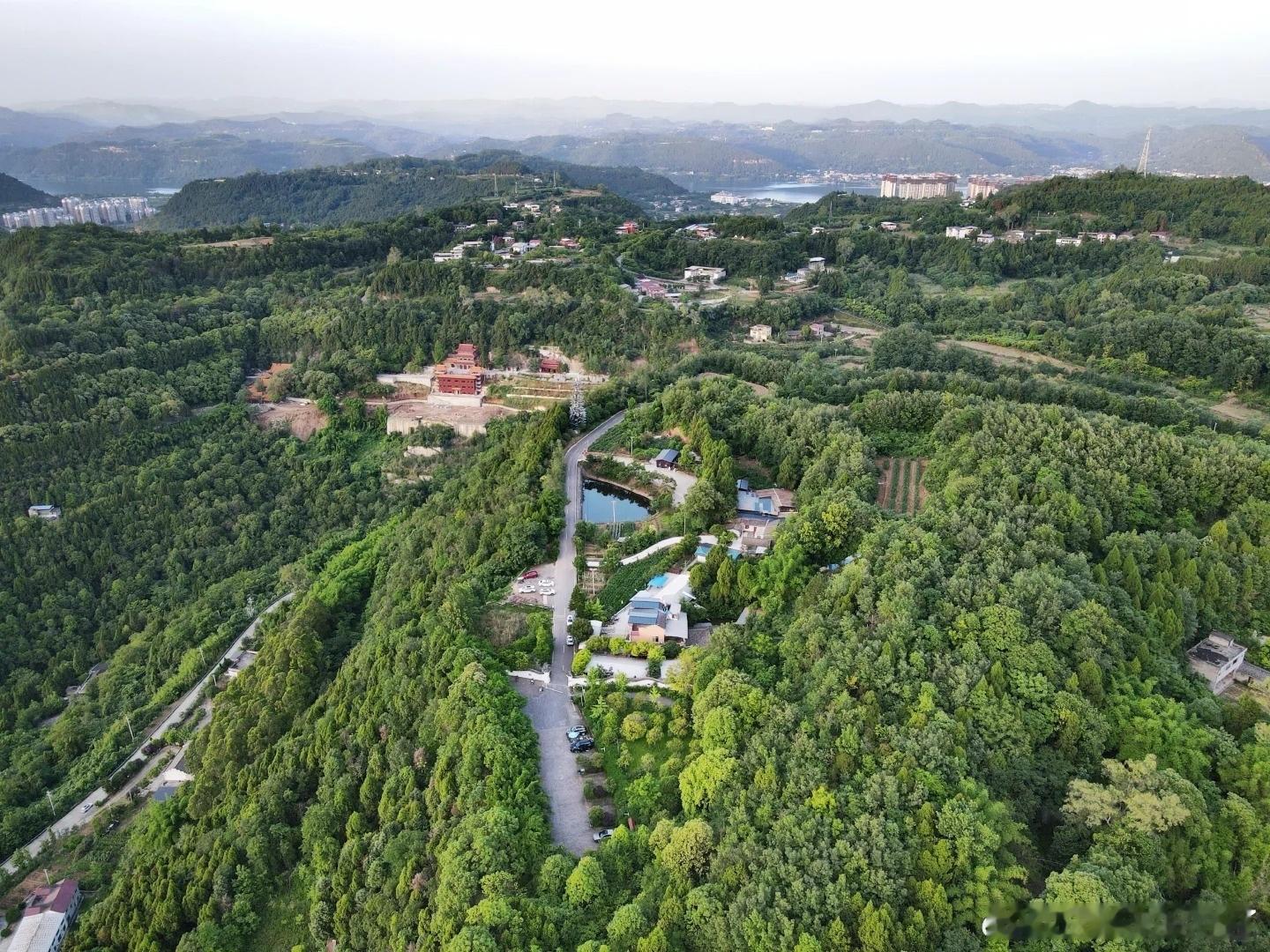 五一来四川阆中体验用醋泡脚来阆中体验醋泡脚也太新奇了！温润醋香裹着暖意，氛围感拉
