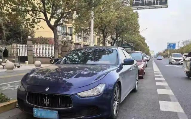 江苏盐城，许先生花85万以公司名义买下玛莎拉蒂，登记在公司名下，却一直是自己日常