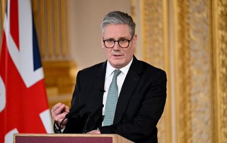 【英国媒体报道：俄罗斯人组织了对英国首相住所的纵火事件】根据《金融时报》报道，一