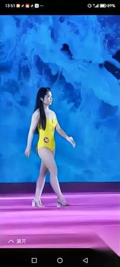 被选美冠军笑到了[笑哭]

辽宁赛区长这样？

最近辽宁赛区选美冠军张倩火了，不