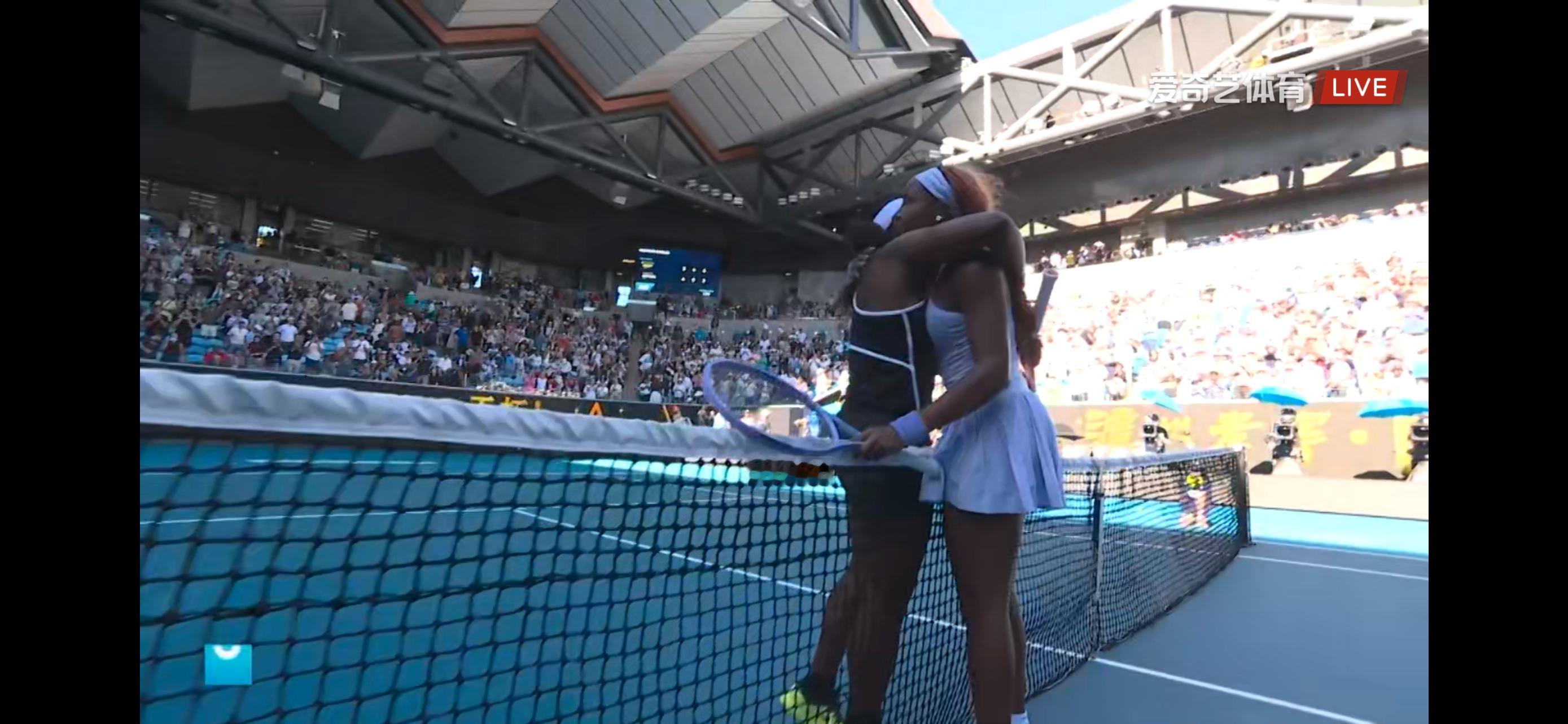 高芙以3-6、6-0、6-3逆转巴蒂斯特，有惊无险打进澳网2026 16强。巴蒂