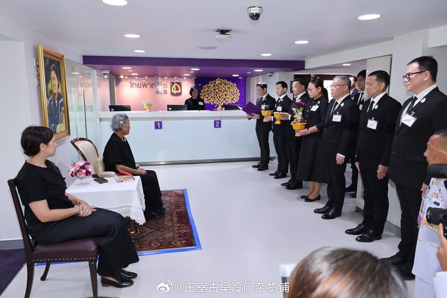 王室王室泰国王室诗丽吉亚 大婶在尝试“公务下放”2026年4月2日，诗丽吉亚陪同