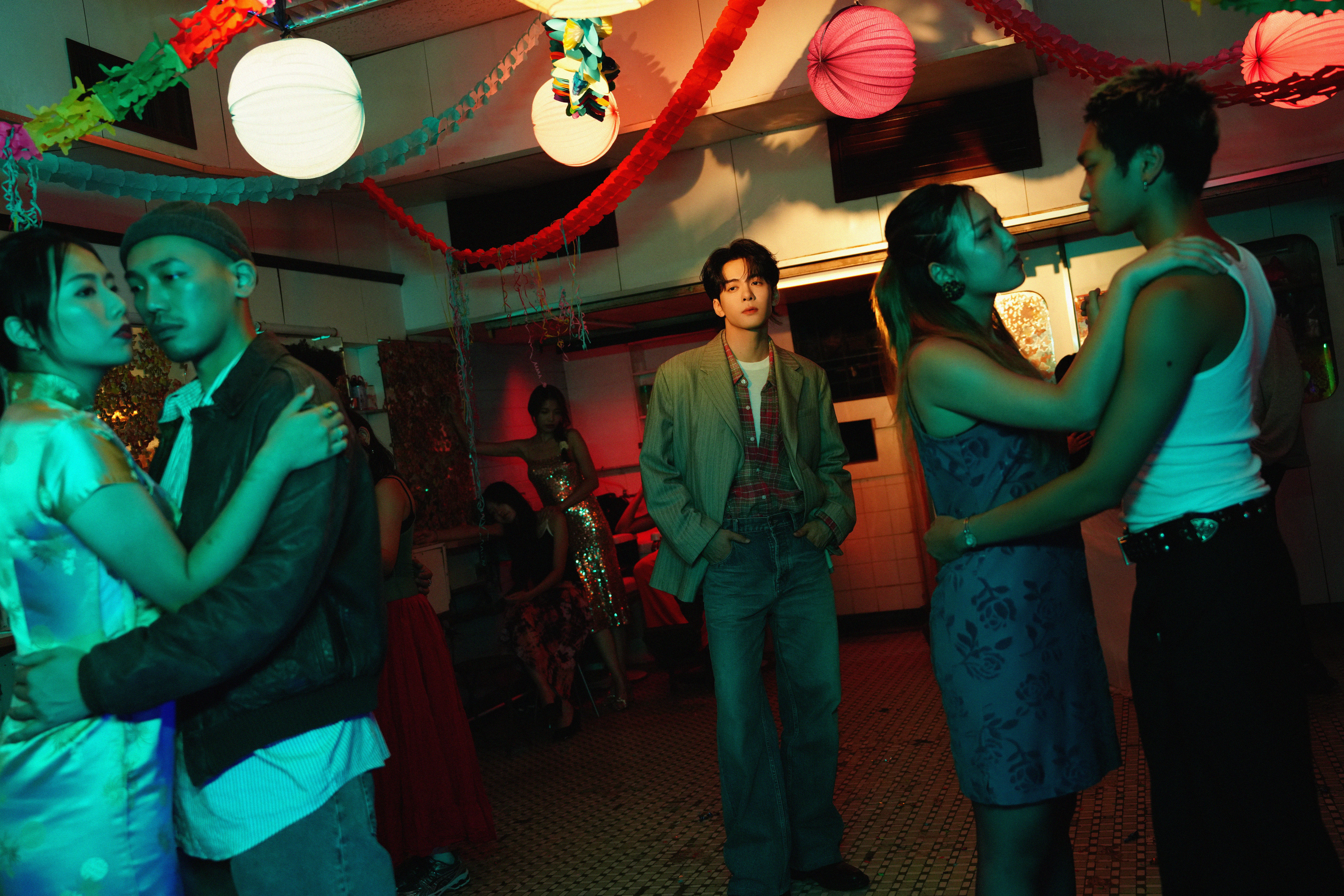 被曾舜晞的闭环浪漫戳中了被曾舜晞的闭环浪漫狠狠戳中！三部作品单看是精品，连起来全