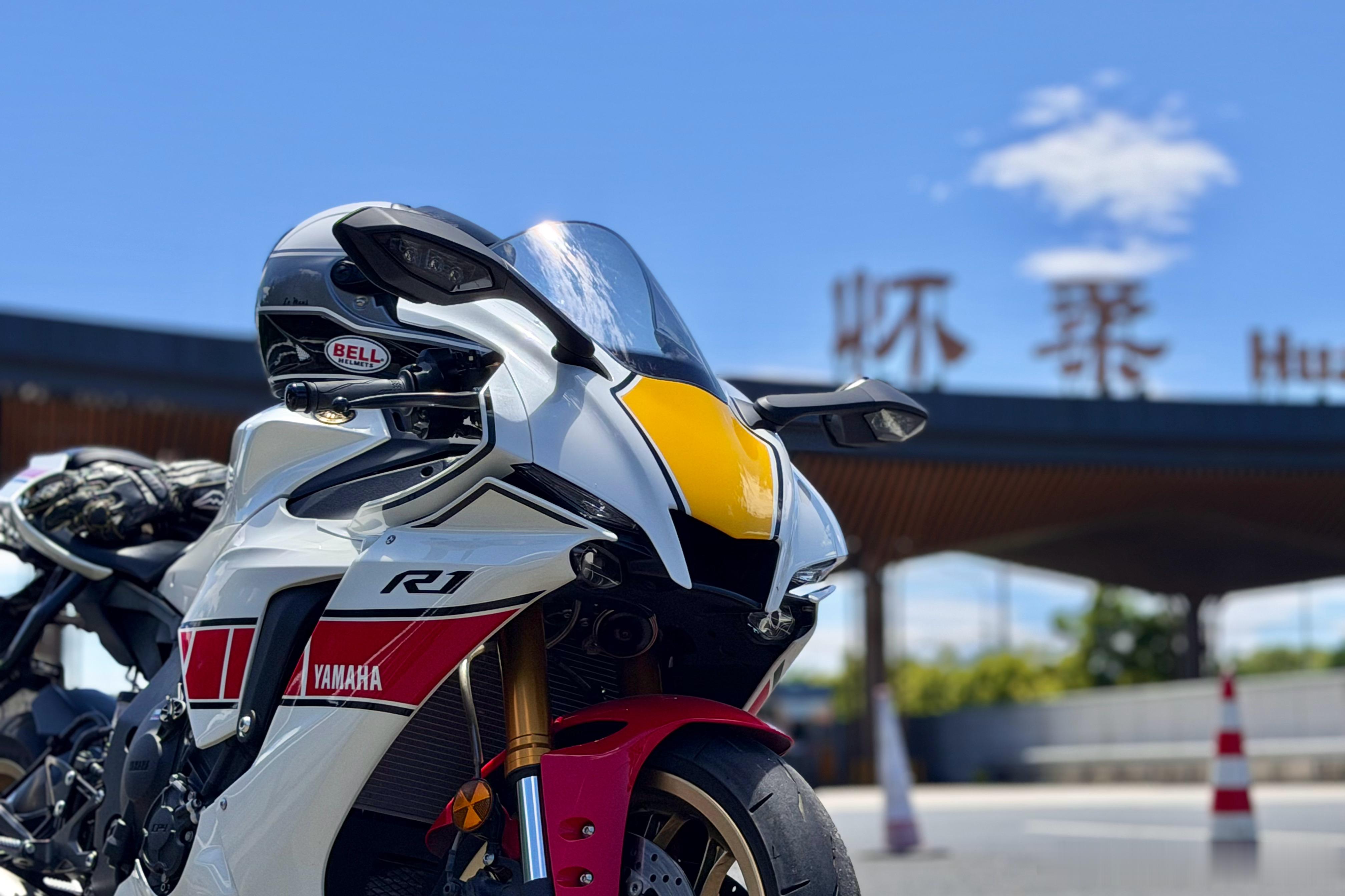 天气真好！唤醒R1！凯文聊车