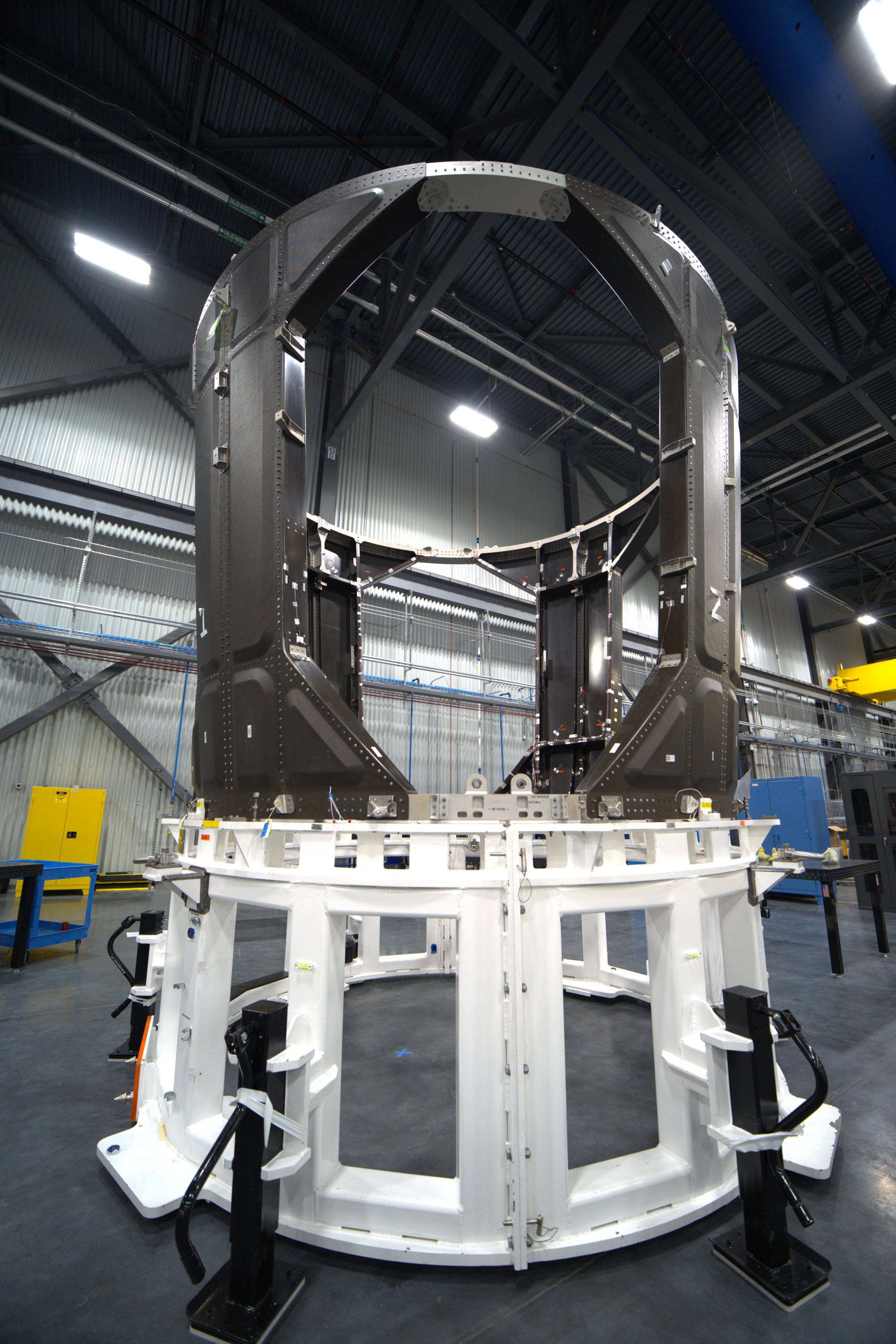 【蓝色起源第二个蓝月MK1着陆器进入总装阶段】蓝色起源（Blue Origin）