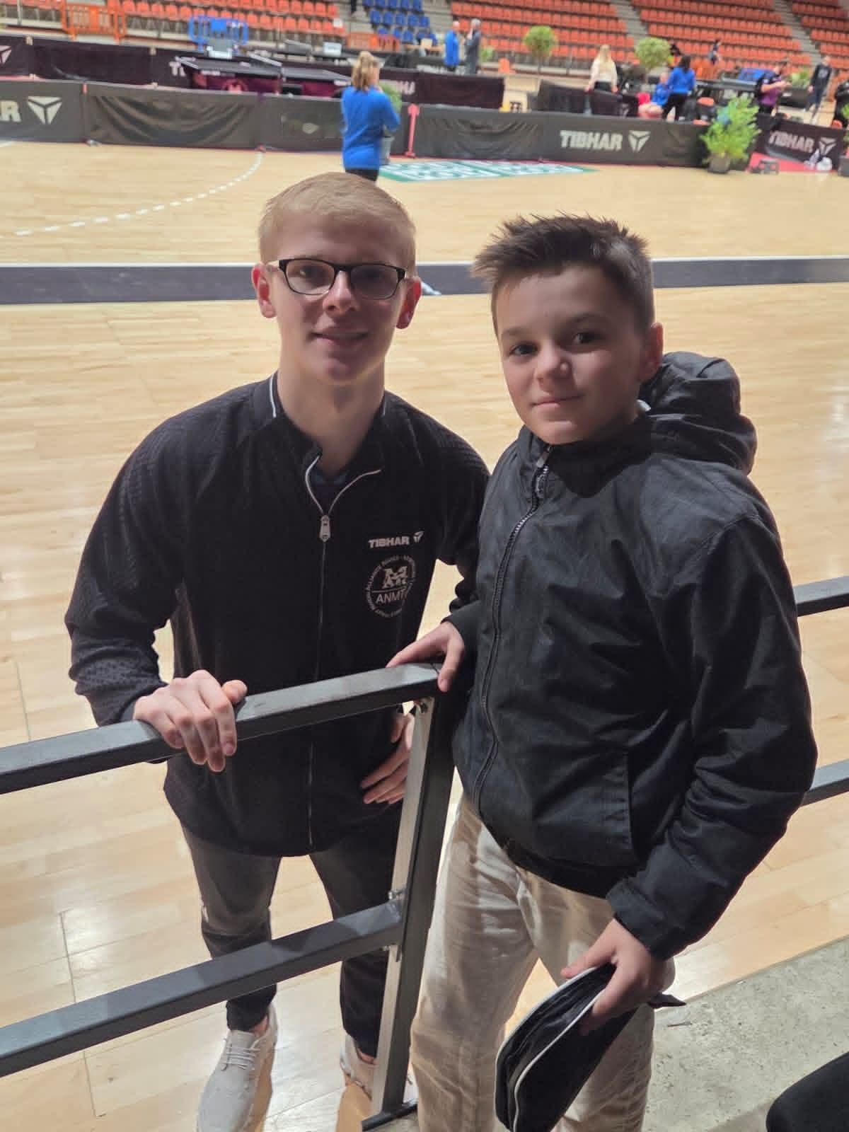 这张拍得好显小 