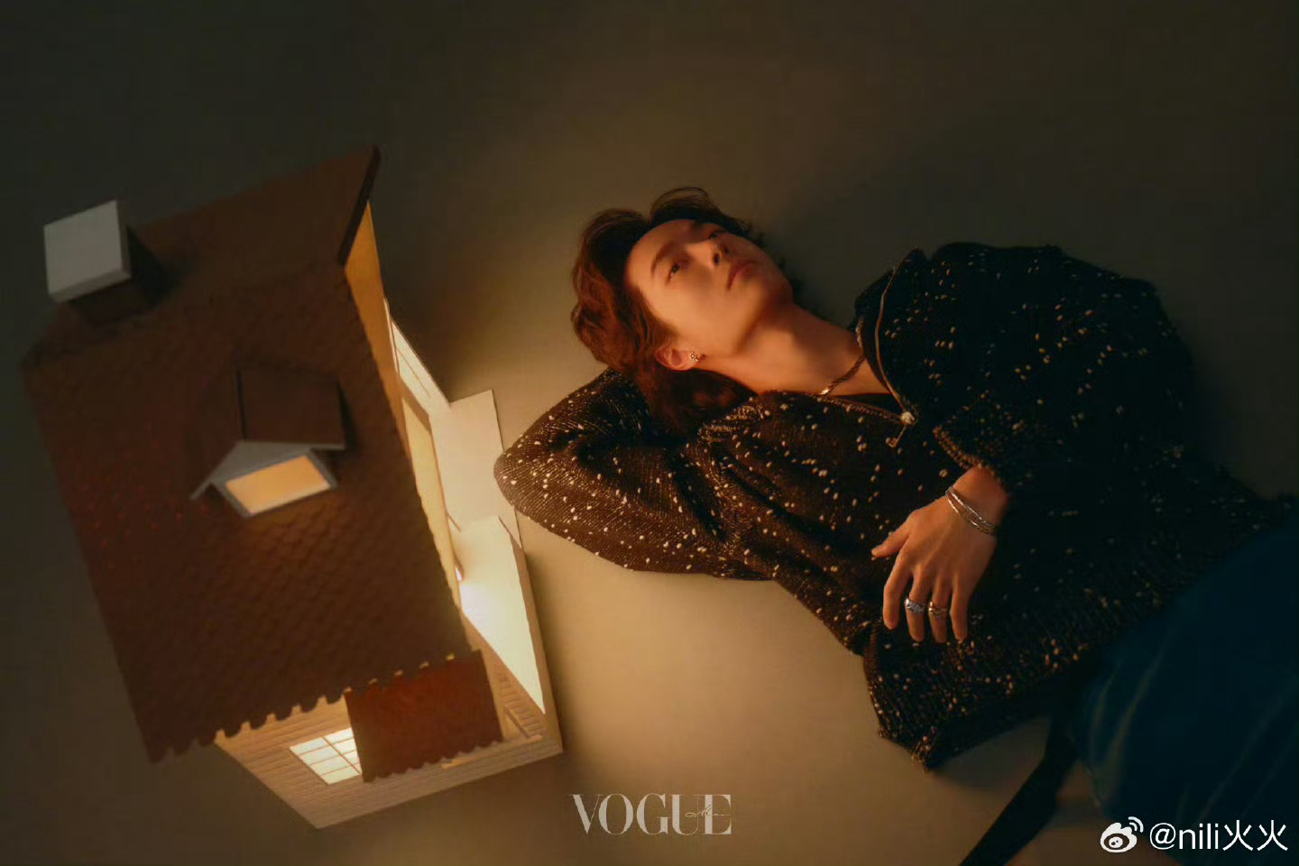 VOGUEMAN王一博八月刊封面我真是有点不行了，是不是有点太好看了。太会拍了吧