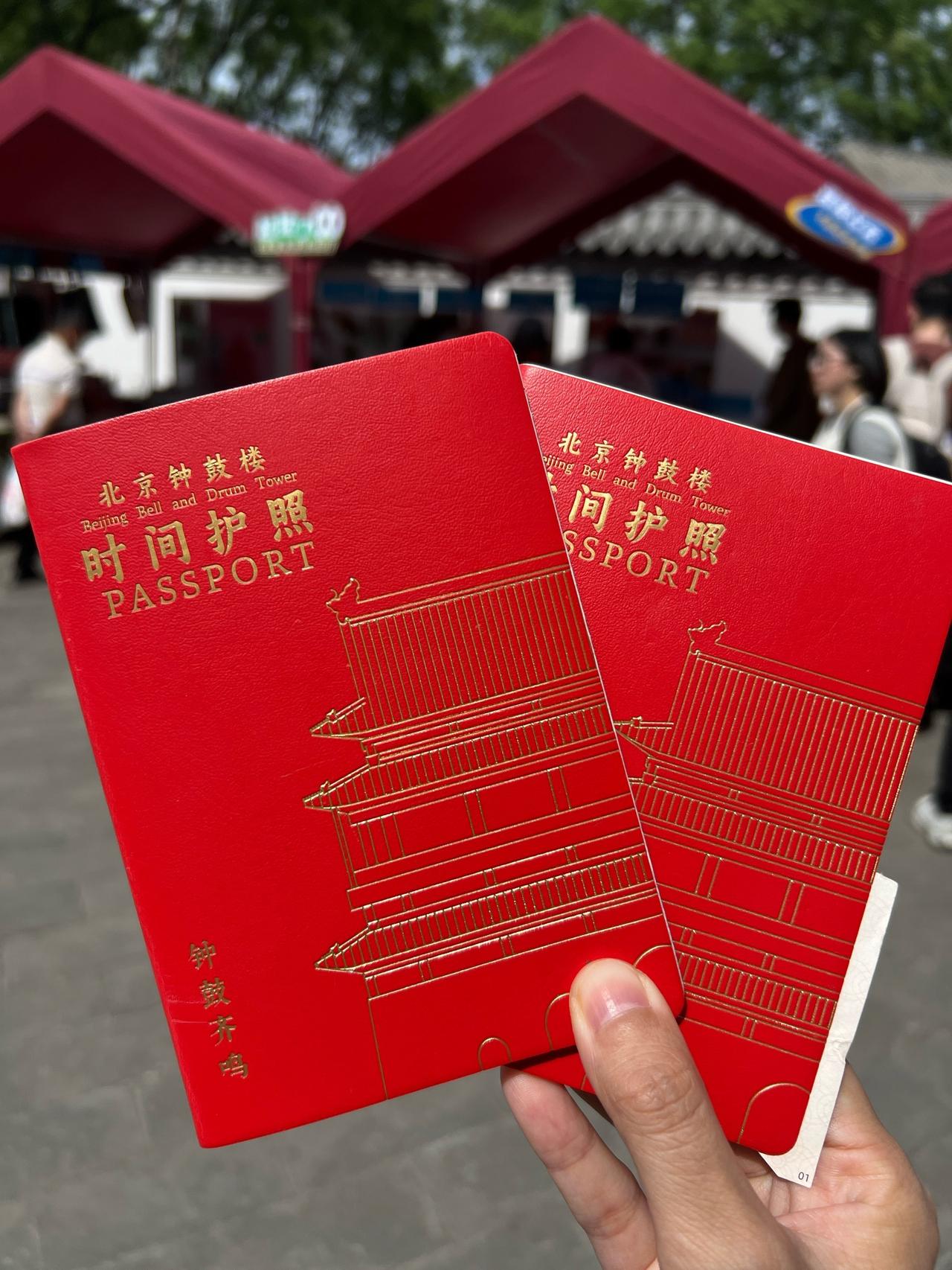 当“五一”旅行陷入人潮焦虑，哪里才是真正能安放身心的“天花板”？
今年“五一”，