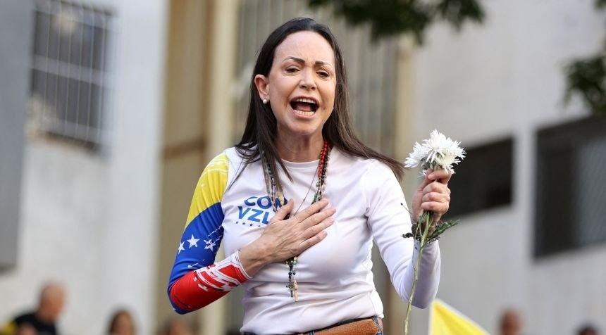 委内瑞拉反对派领袖玛丽亚·马查多：
民主很快就会降临到委内瑞拉。我们很快就会回来