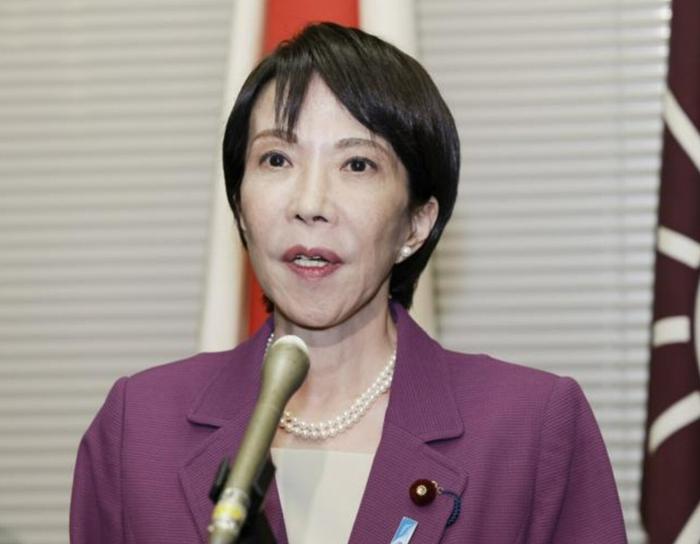 谁能想到，一场政治上的表态，会让日本经济感受到这么明显的寒意，当地时间12月9日