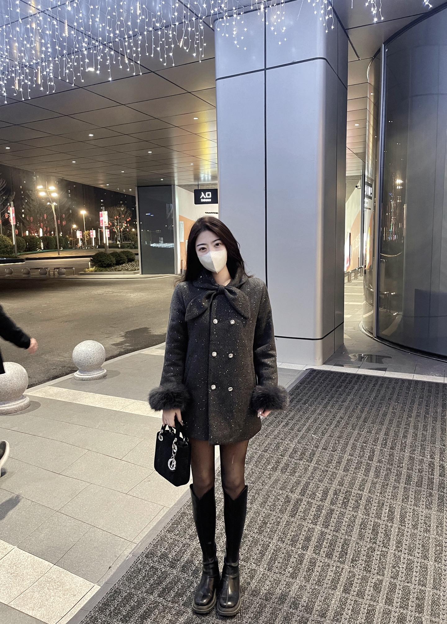男人都说女人现实，其实男人才是最现实的，丑的是你们看不上，美的你们养不...