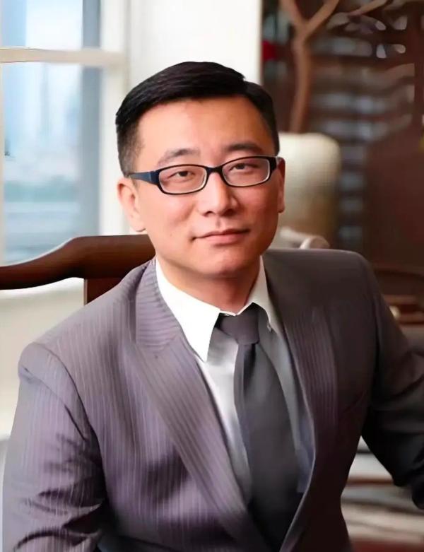 2026年5月21日，许垚被执行死刑。
一个年薪2000万的男人，三体宇宙的CE