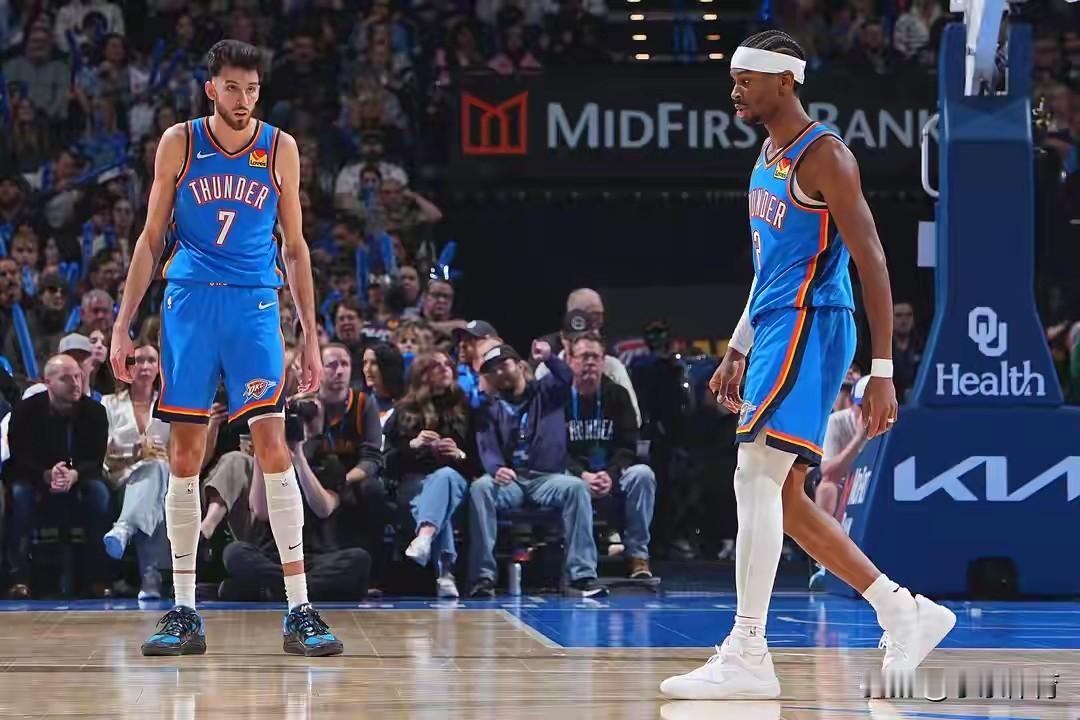 美媒:雷霆应把重点放在卫冕，而不是73胜
今天早些时候，美国媒体撰文表示，雷霆队