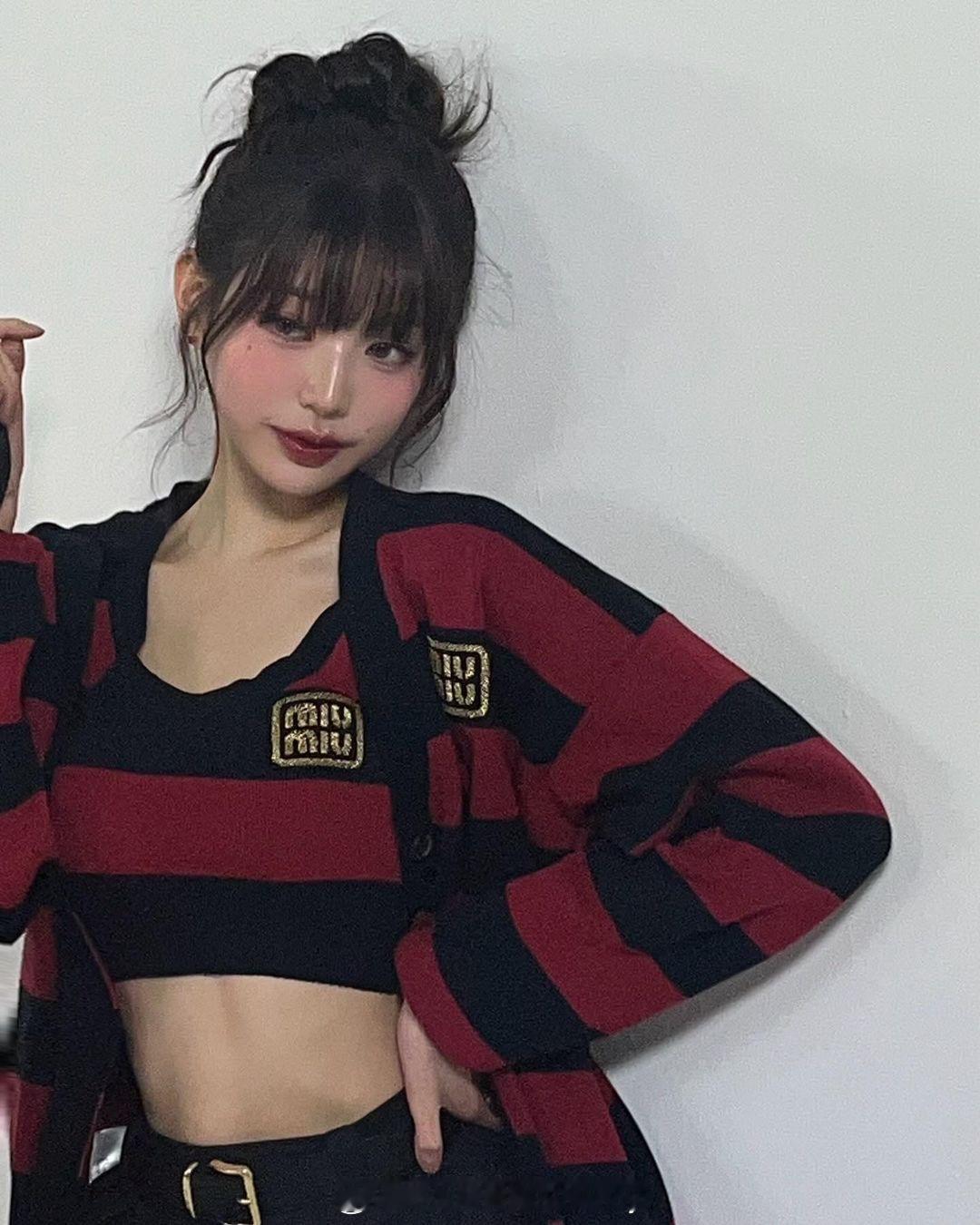 张元英ins晒照，元气甜美妆～ ​​​