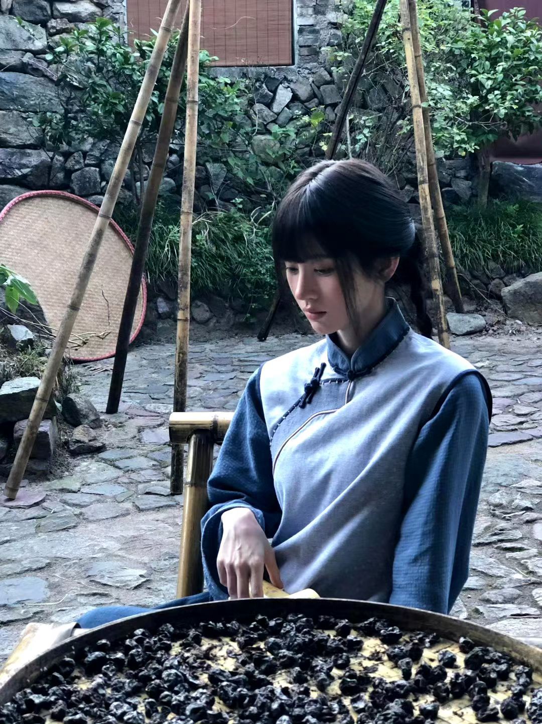 鞠婧祎 jjy鞠婧祎露芜衣 jjy鞠婧祎月鳞绮纪祎 看清你的时候我也在流泪.