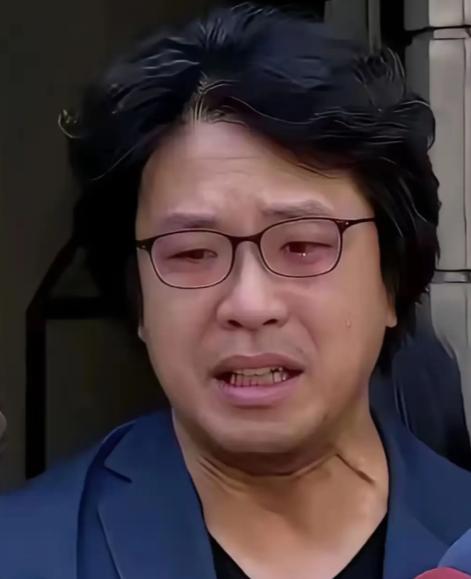 “大陆要通缉我，一离开台湾就会被抓，我家的生意全毁了！”这是前段时间在台民意机构