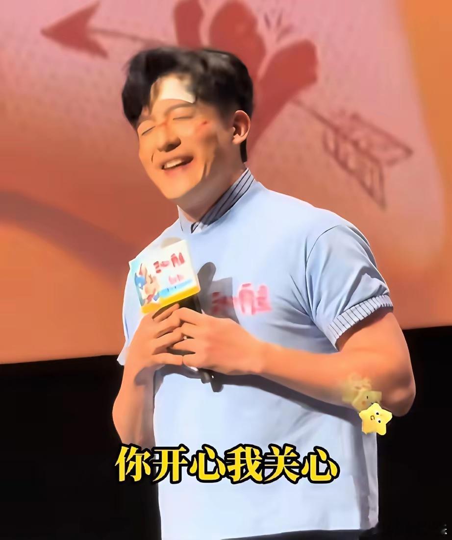 看到孙艺洲说和李小冉是好朋友，结果居然下一句是，模仿一下小冉姐，你们给我起个调，