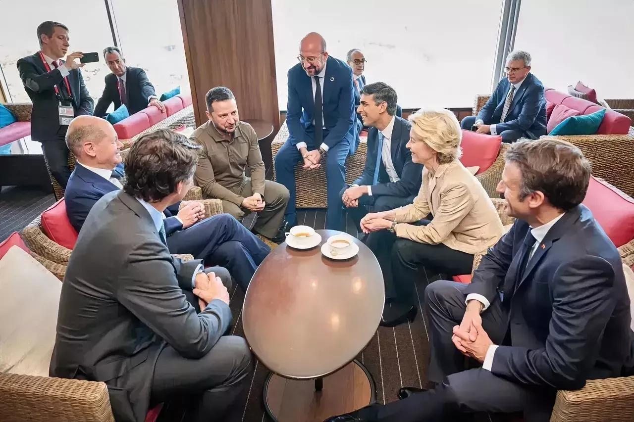 G7峰会又把自己演成主角了，别人不敢干的事他干！别人不敢惹的人他惹！让人恐惧的俄