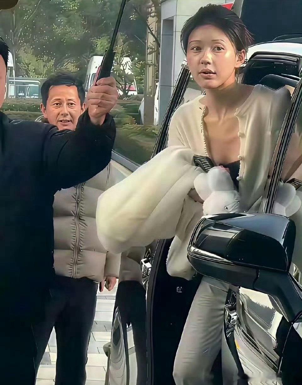 虞书欣怎么这么肿了