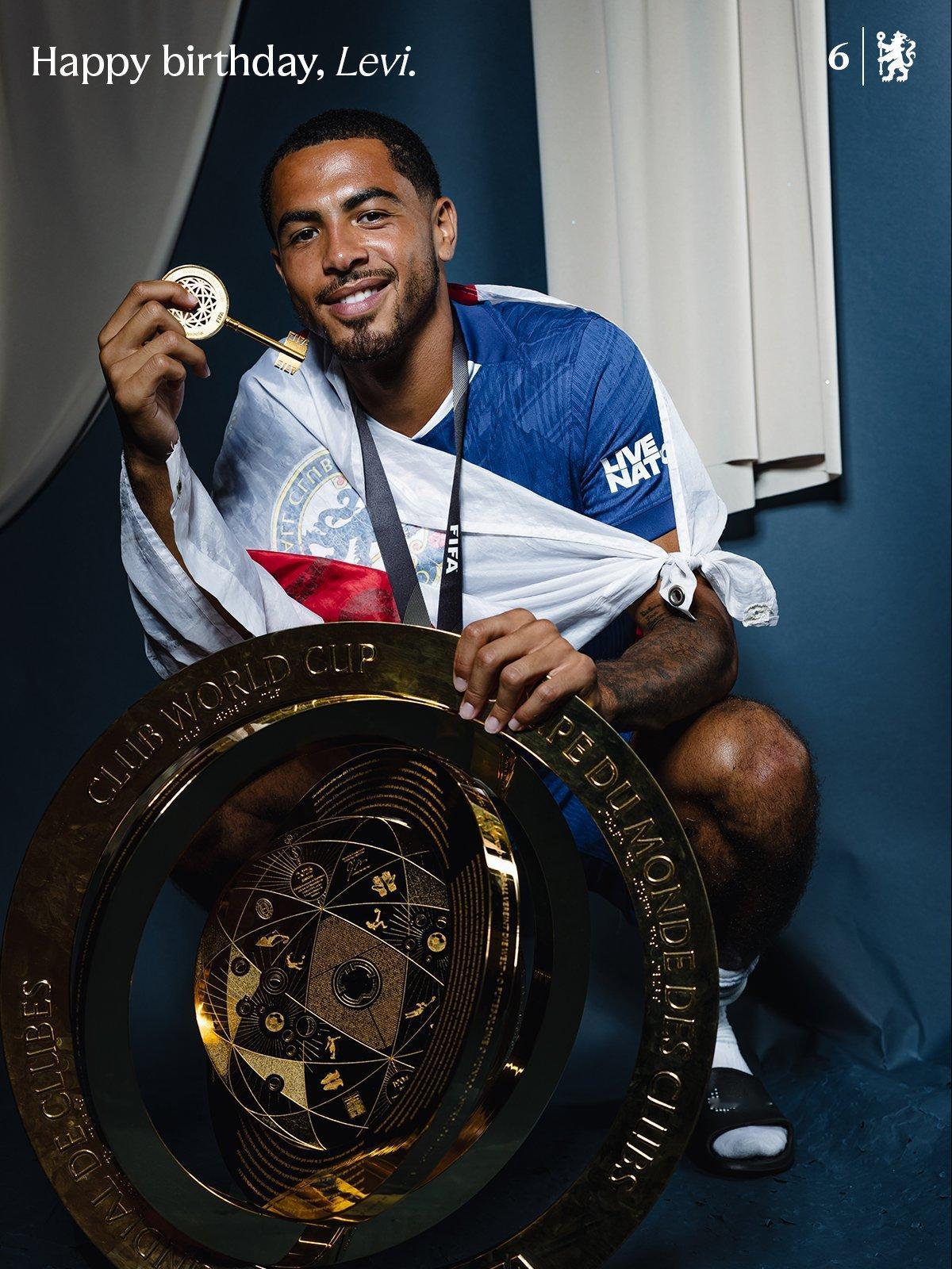 切尔西官X：Happy birthday, Levi! 🎈切尔西英超