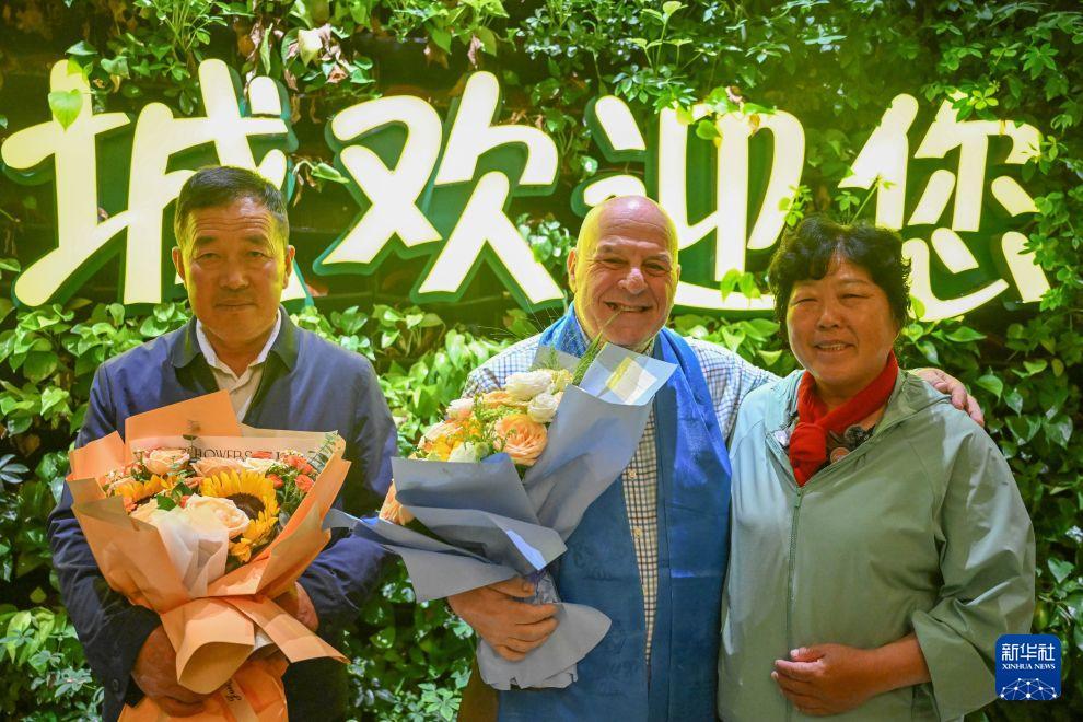 感动世界，感动中国，跨越中美真善美的故事，谢谢你赛考斯，也谢谢我们守信守义守情的