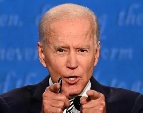 拜登虽然跟我们不对付，但是有一句话说对了！他曾说，如果美国继续让特朗普当总统，“
