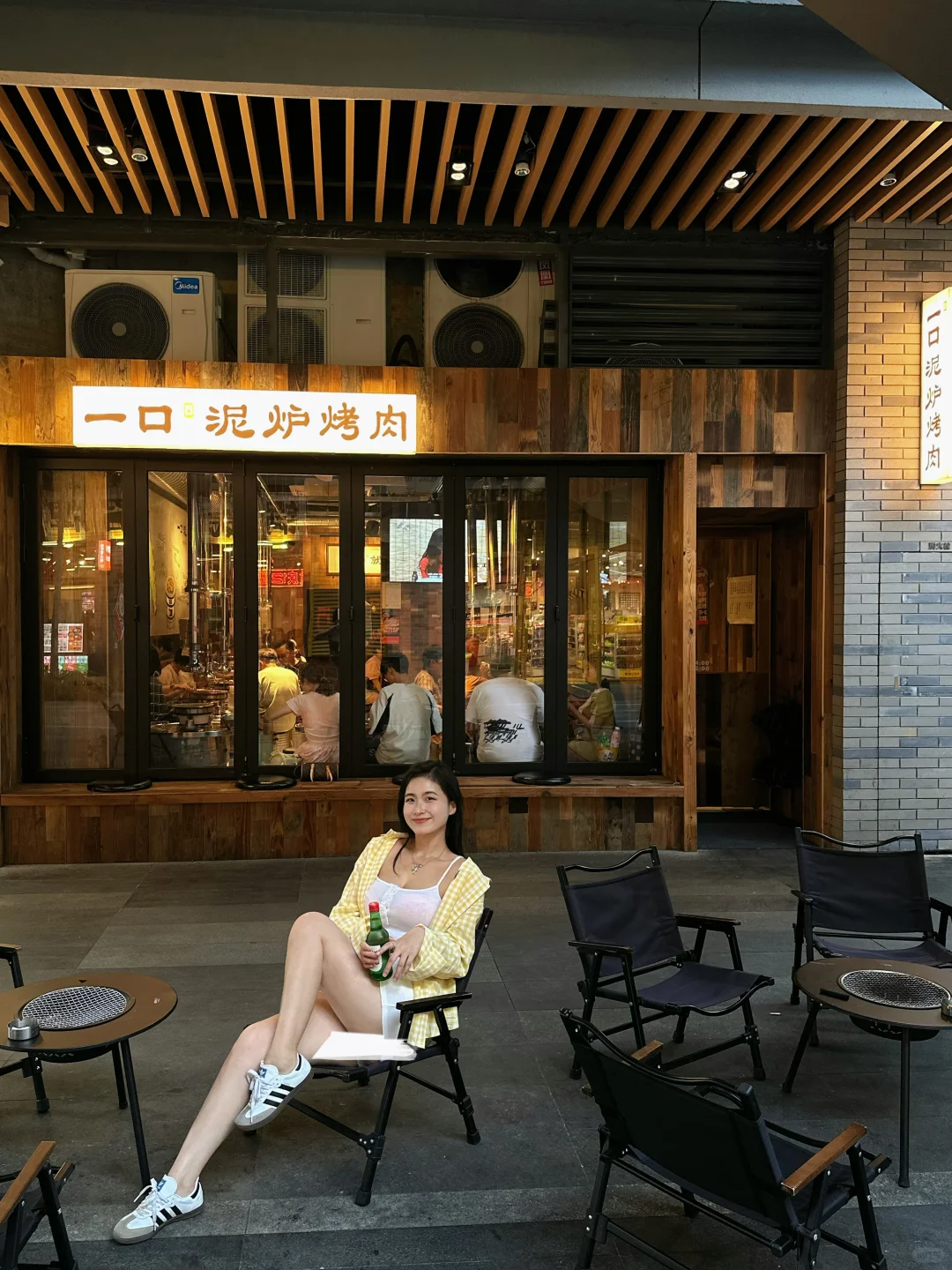 听说这是桂林排名前三的烤肉？店里爆满人多