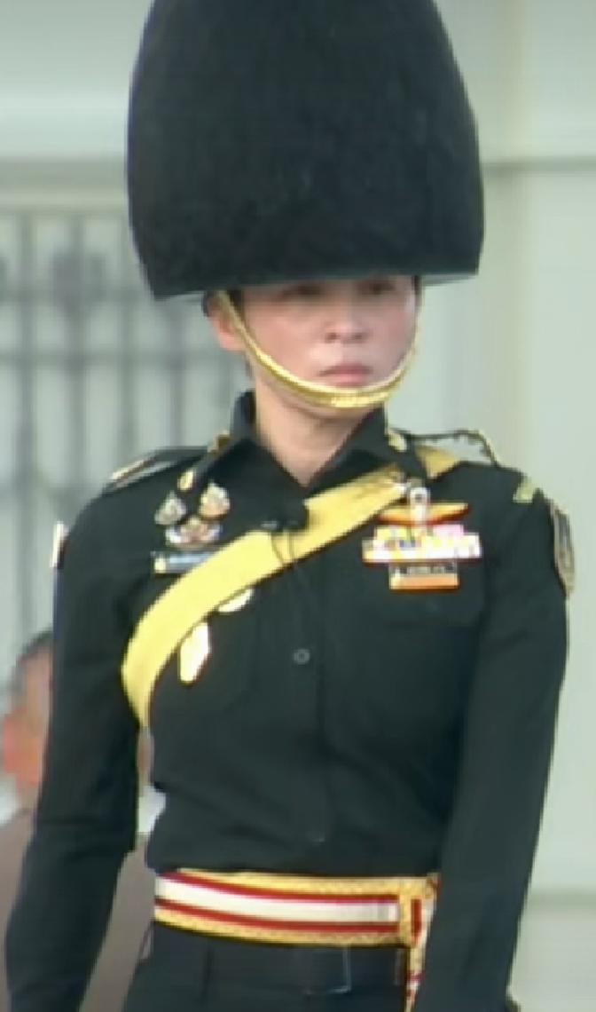 果不其然。
 
泰国王室突然宣布了。
 
把时间拨回到2019年5月1日，泰国王