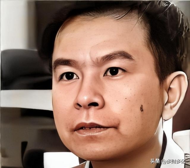 浙大高材生被抓后当众解开手铐走出公安局，两次越狱判死刑，最后靠发明逆天改命
 