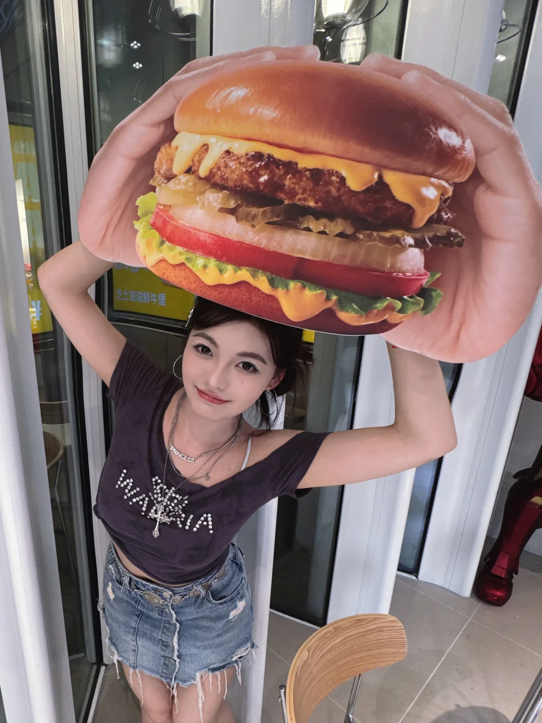 我嘞个雷霆大汉堡啊🍔｜在武汉吃到了千禧年
