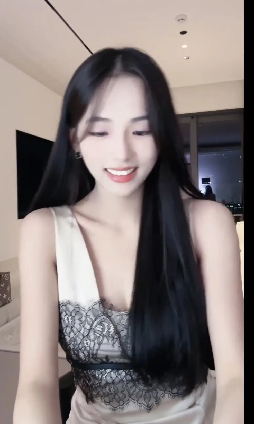 就算全世界没人爱我，我也能自己爱我自己